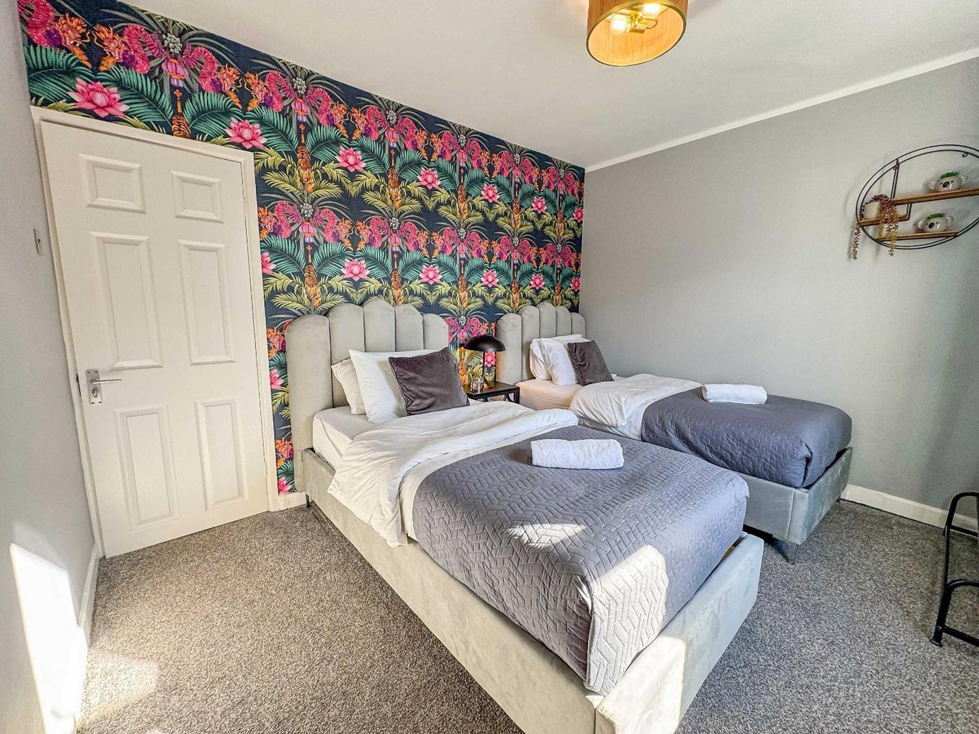 Modern House In Central Oxford Parking-Limited Экстерьер фото