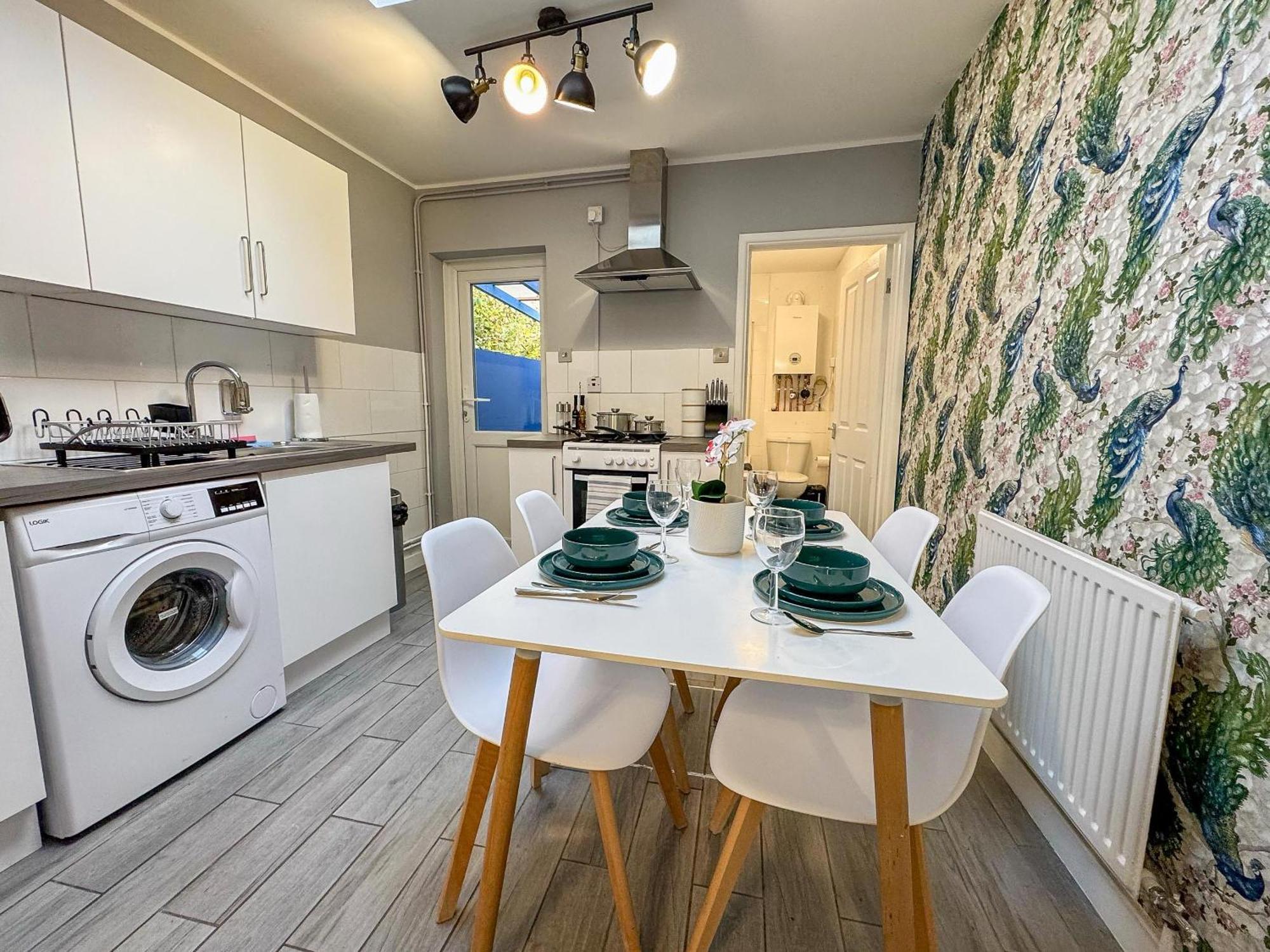 Modern House In Central Oxford Parking-Limited Экстерьер фото