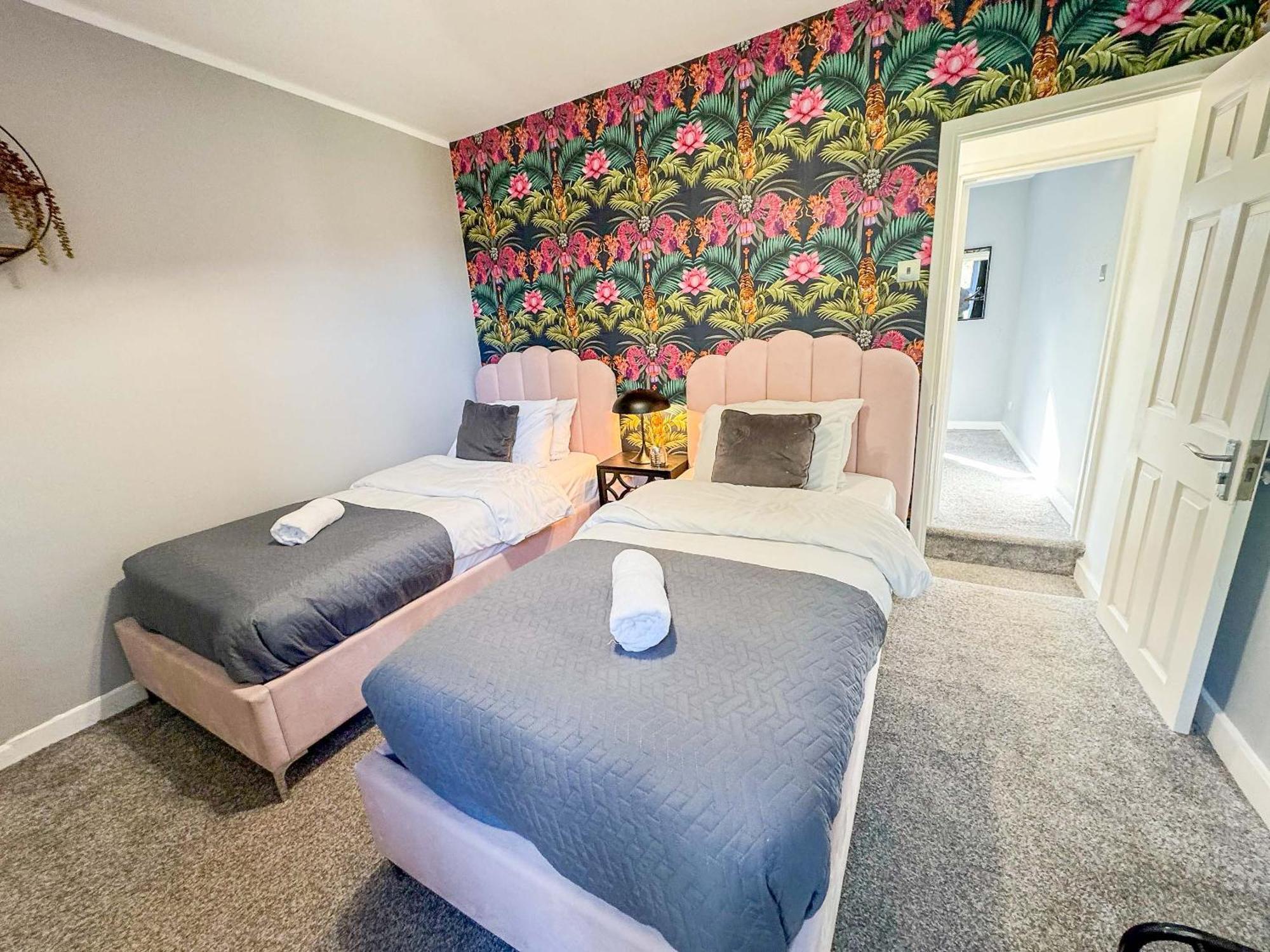 Modern House In Central Oxford Parking-Limited Экстерьер фото
